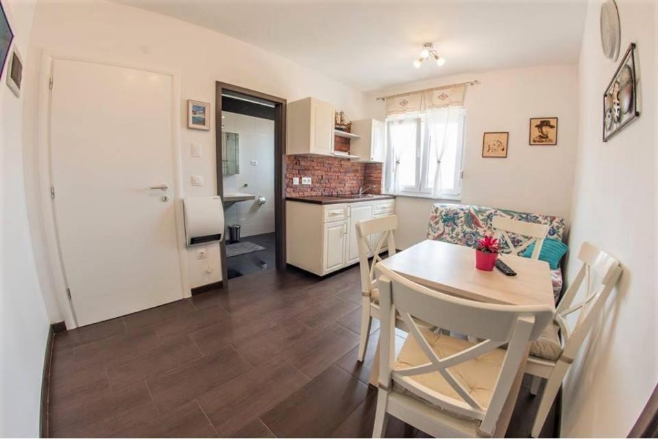 Apartments Mojeljeto Fažana Εξωτερικό φωτογραφία
